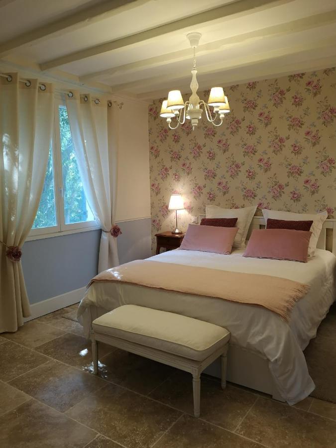 Le Mas Des Agapes Beaucaire  Ngoại thất bức ảnh